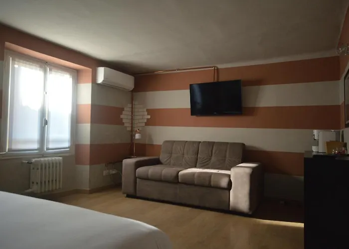 Ai Conti 招待所 3*